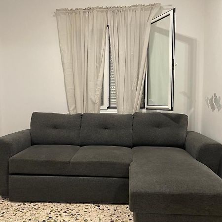 Bella 51 Appartement Kalamáta Buitenkant foto